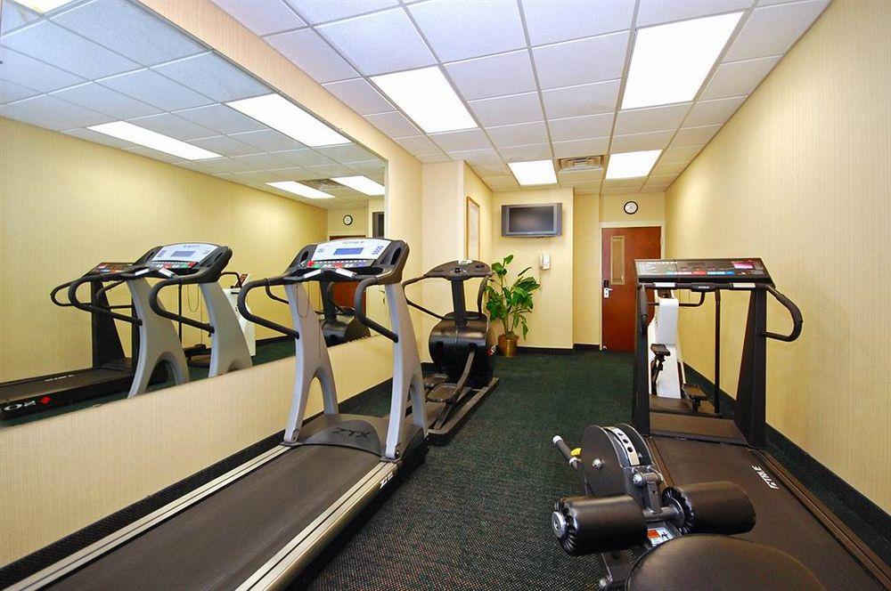 Best Western Airport Inn & Suites Cleveland Брук-Парк Удобства фото
